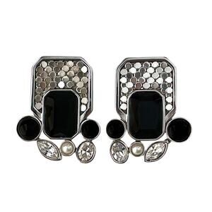 1980s Whiting & Davis Silver Mesh Crystals Black Glass Art Deco Clip Earrings